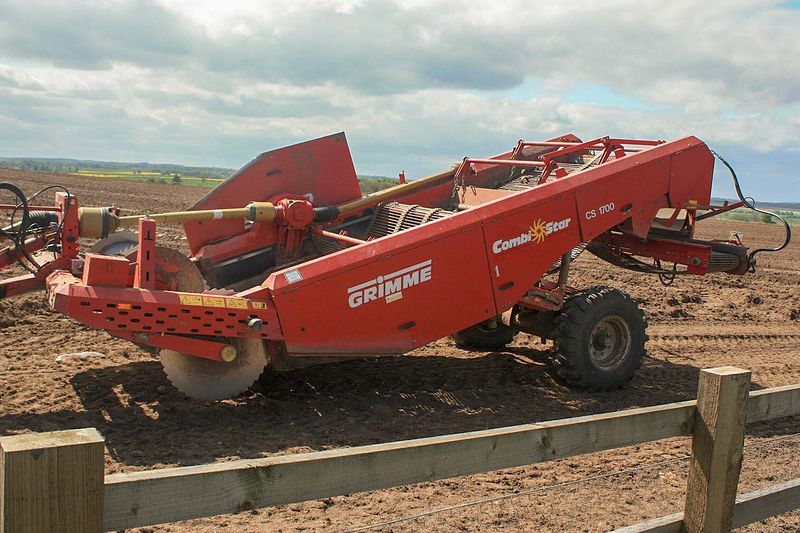 File:Destoner machine.jpg