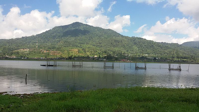 File:Traditional fish cages.jpg